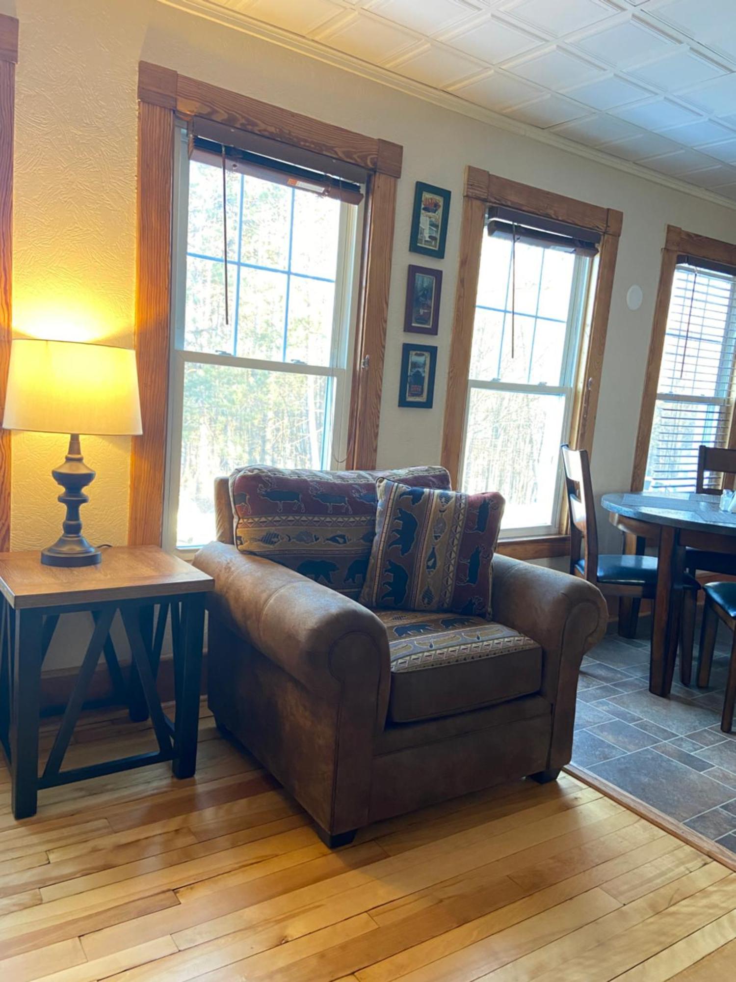 Tavern - Country Suite Newport Eksteriør billede